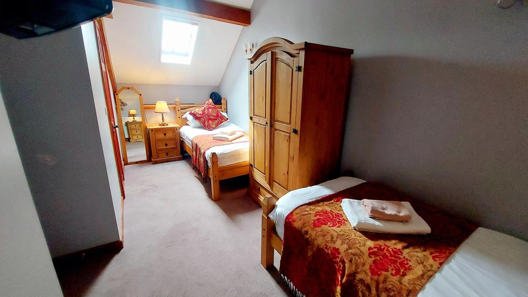Dolgun Uchaf Historic B&B And Cottages In Snowdonia Долгелай Екстер'єр фото