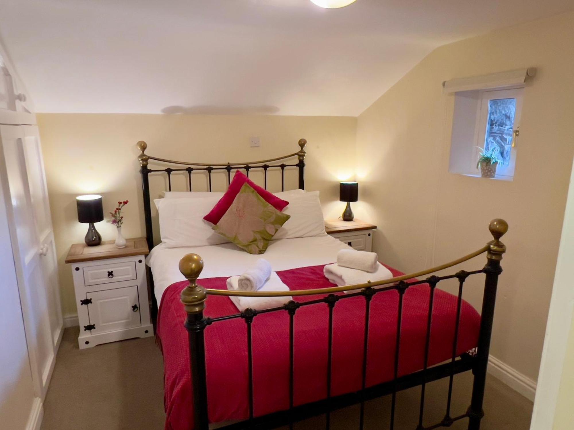 Dolgun Uchaf Historic B&B And Cottages In Snowdonia Долгелай Екстер'єр фото